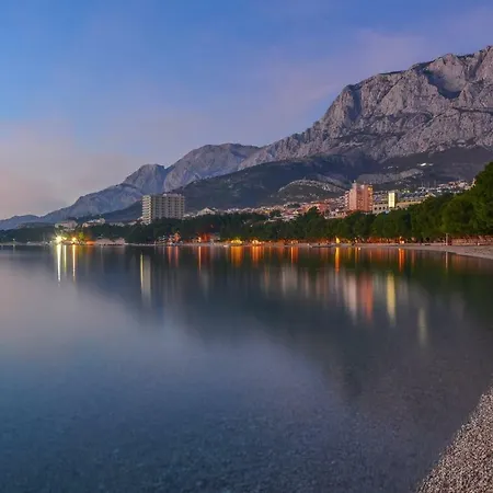 Apartman Laura Galileo Blizu Centra I Plaze Makarska Kültér fotó
