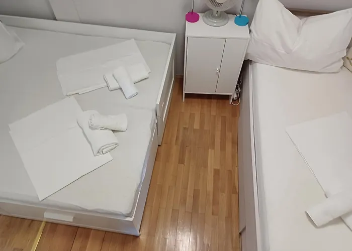 Apartman Laura Galileo Blizu Centra I Plaze